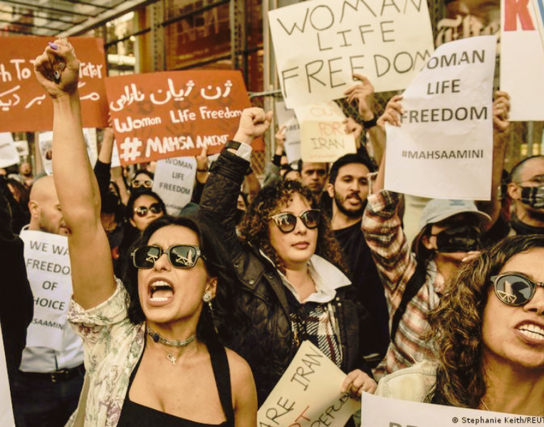بیانیه ۱۶۲ سازمان بین‌المللی و منطقه‌ای: ما با زنان و معترضان ایرانی اعلام همبستگی می‌کنیم